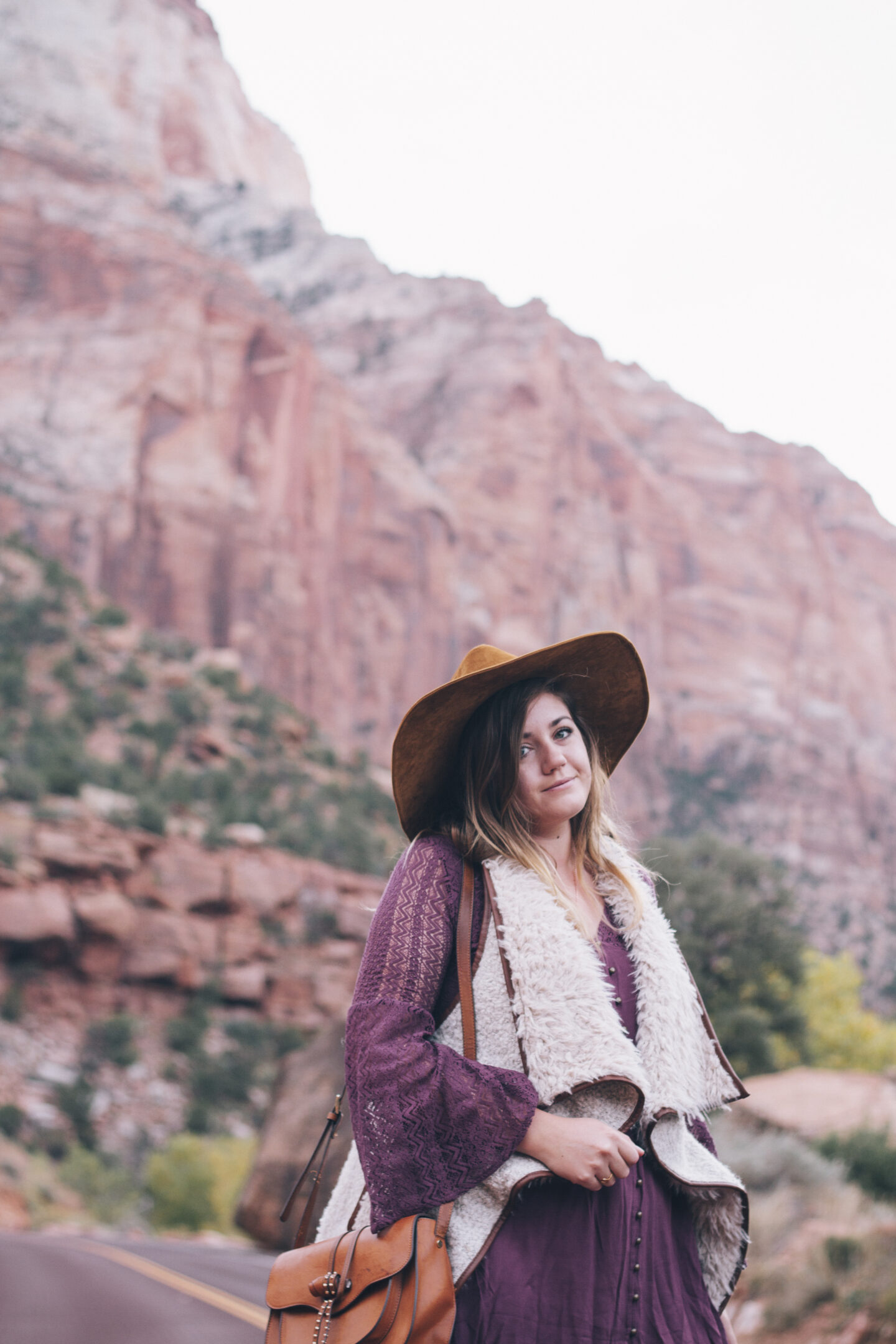boho outfit in zion national park