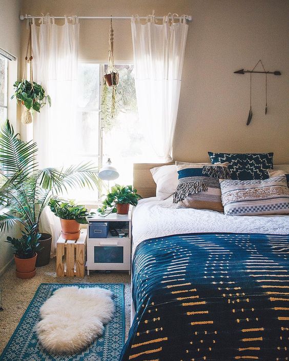 apartment decor inspo // wanderabode.com