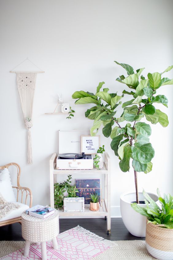 apartment decor inspo // wanderabode.com