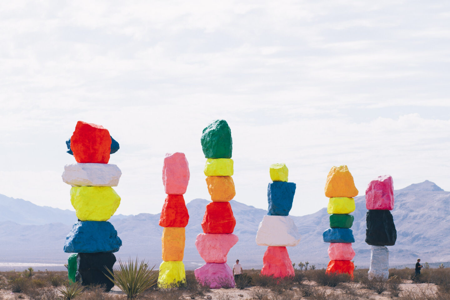 7 Magic Mountains