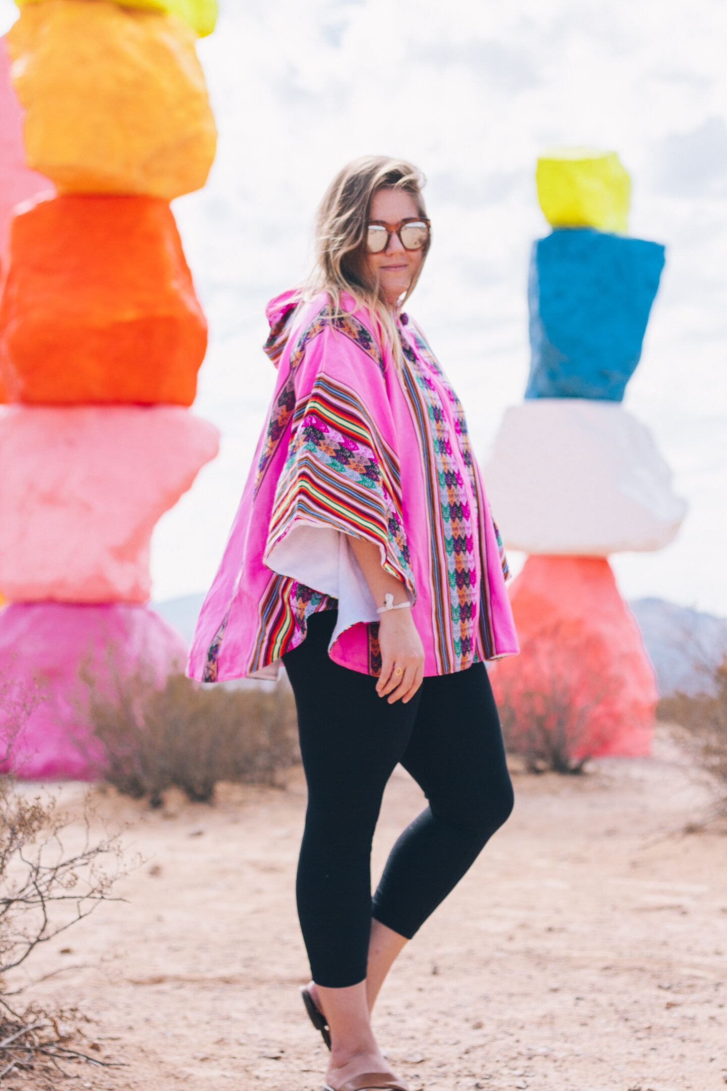 pitusa neon poncho