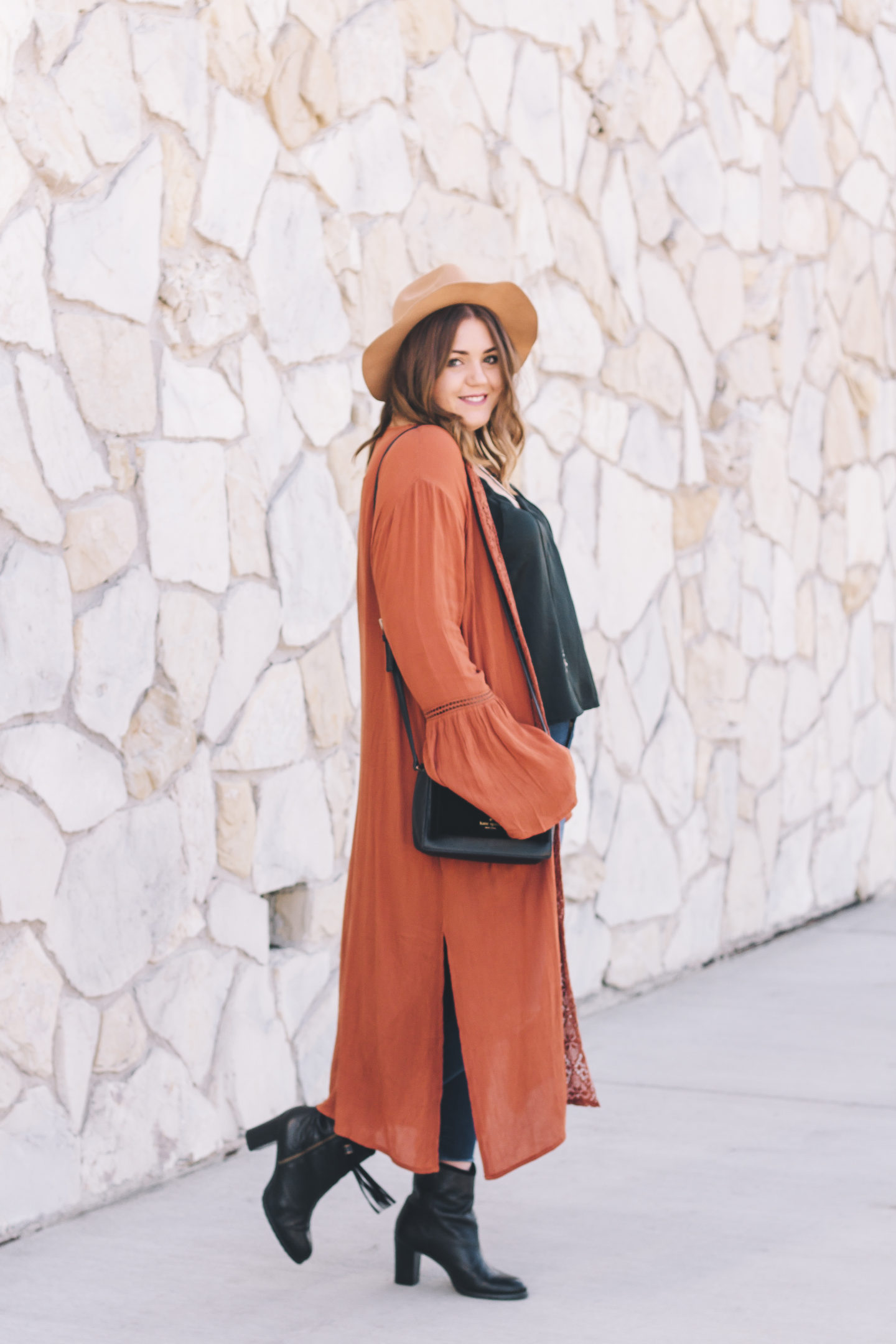 A Thanksgiving Outfit | Rust Duster // www.wanderabode.com