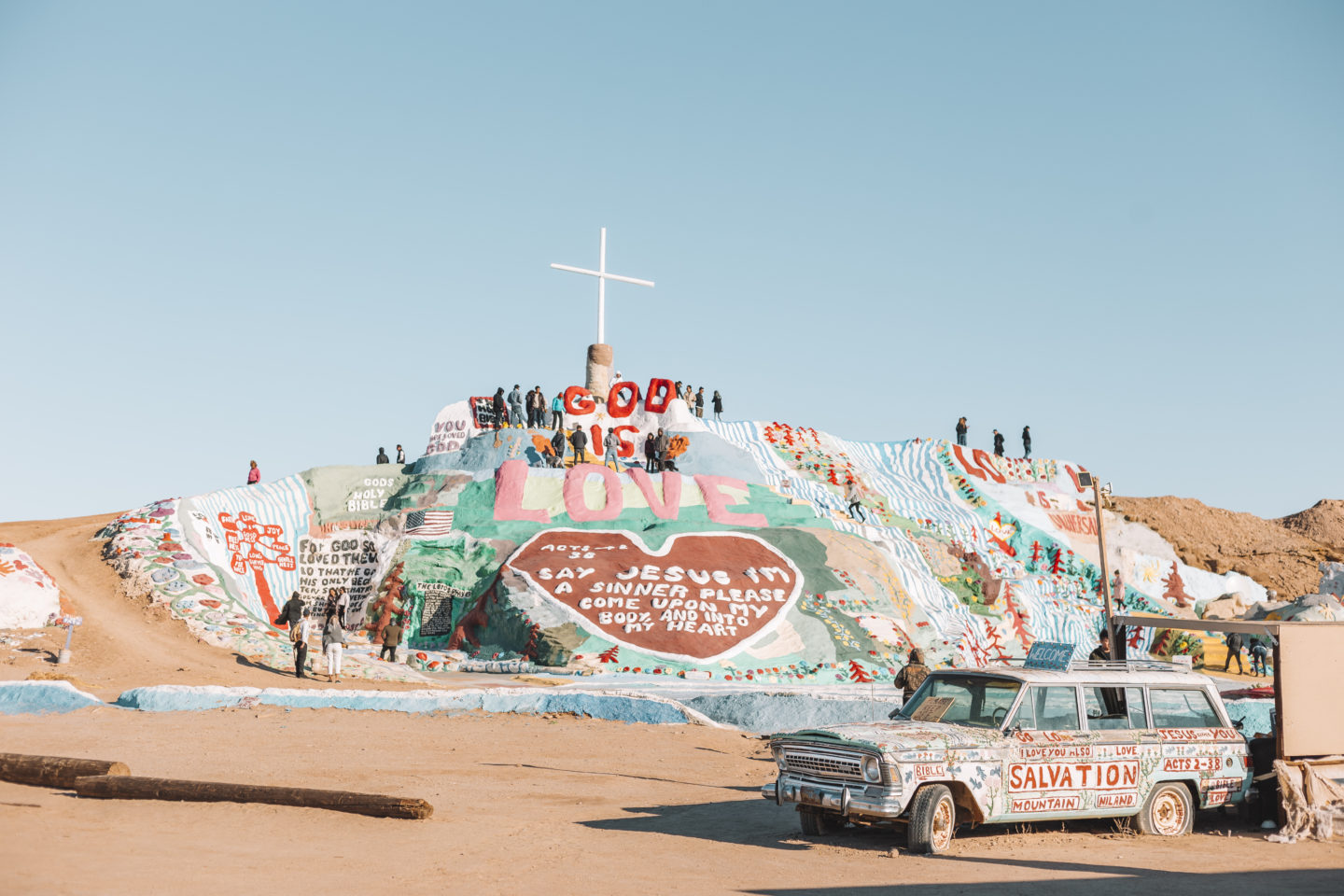 Happy New Year at Salvation Mountain // wanderabode.com