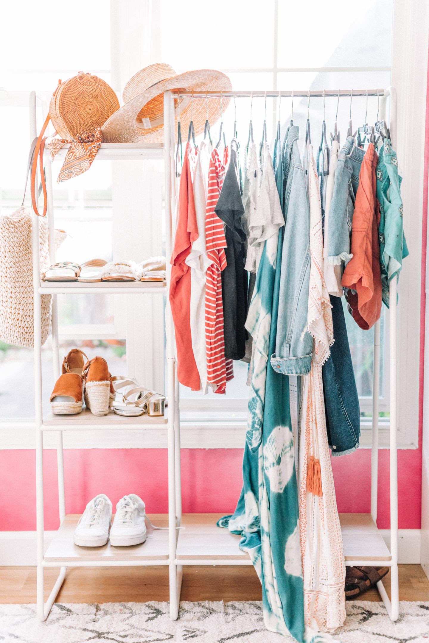 How To Create A Summer Capsule Wardrobe