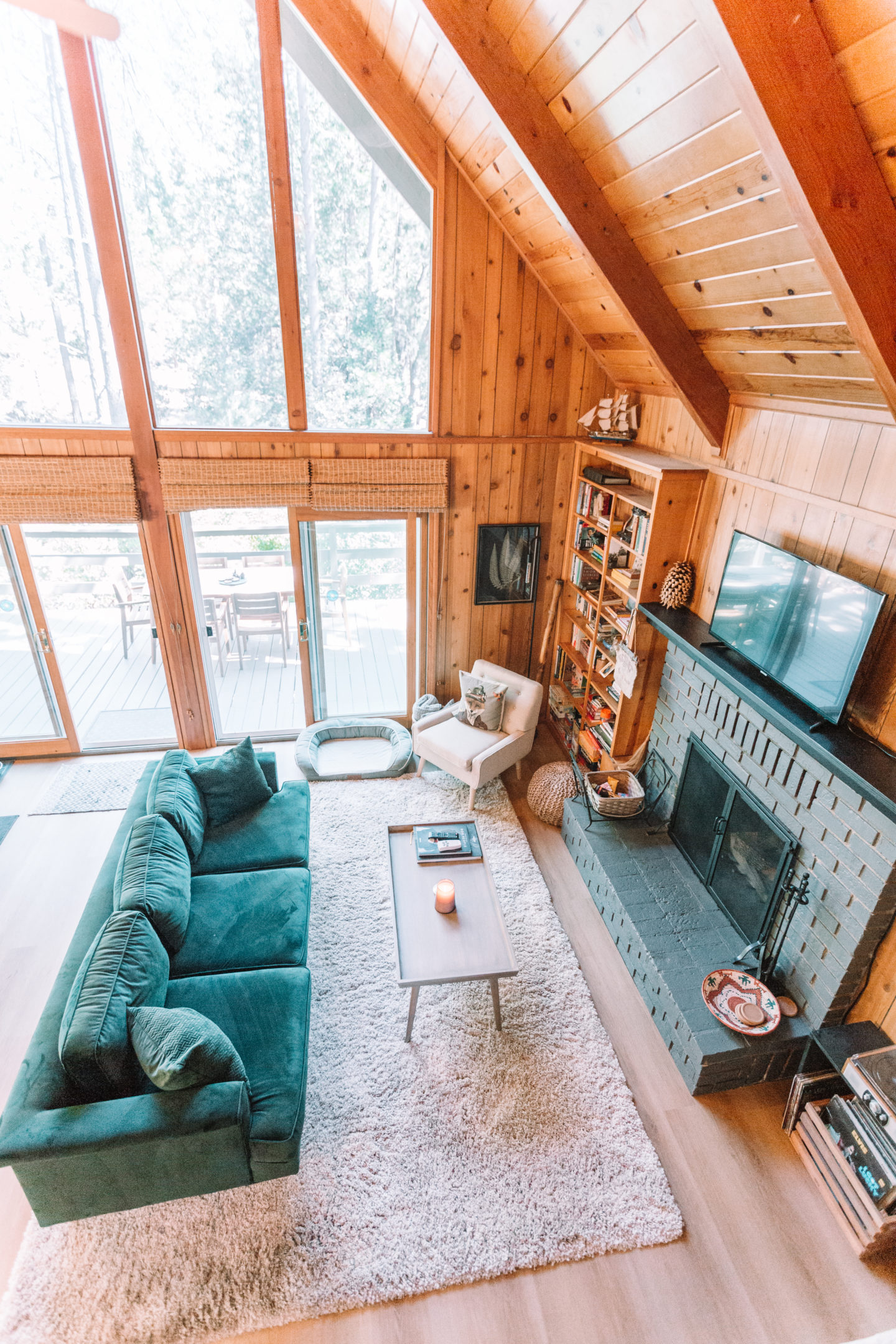 Whiskey Creek Cabin - Idyllwild Airbnb // wanderabode.com