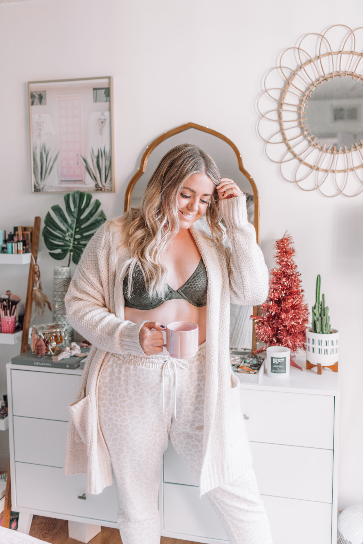 cozy loungewear outfit // 5 Ways to Treat Yourself This Holiday Season with Thirdlove // wanderabode.com